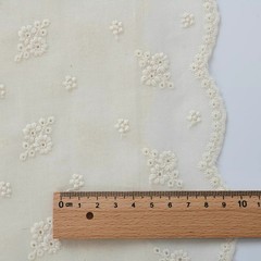 60s Cotton Embroidered Eyelet Lace Fabric 135-145cm Dress Shirt Kids Craft