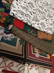 Christmas Quilt-Craft Fabric 5+ Lbs LOT Vtg-Modern Yards Remnants Panels Pcs.