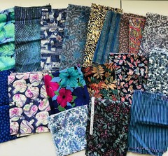Mixed Lot Fabric Pieces Scraps Remnants Floral Prints Stitch Crafting Over 2 Lb