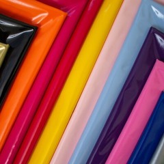 PVC Shiny Stretch Fabric – 1 Way Natural stretch – PU Coated – width 140 cm