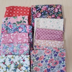 Floral Cotton Fabric Remnant Lot 11 Pieces Quilting Crafting Multicolor