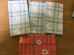 LOT OF 14 FAT QUARTERS COTTON FABRIC ASSTD COLORS & DESIGNS