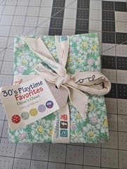 Moda 30’s Playtime Favorites Floral Fat Quarter Bundle 18×22 Cotton