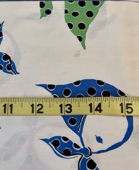 VTG `50`s 35″w Novelty Kitch Ladies in Polka Dot Kerchiefs Print on Ivory BTFQ