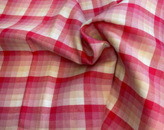 ROBERT KAUFMAN – KITCHEN WINDOW WOVENS #AZH-20529-377 – PLAID – WATERMELON- BTY