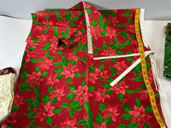 Christmas Poinsettia Cardinals Holly Fabric Lot Destash Assorted Sizes 4+ lbs