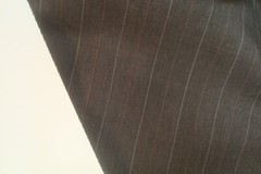 2.44 yds Luxury Wool Fabric Super 100s Suiting 7 oz Dk Gray Stripe 88″ BTP
