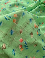 VTG Beautiful Windowpane DIMITY Fabric 1.5 Yds Tulip Flowers Doll