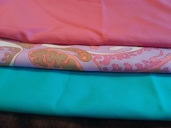 3 FABRIC LOT LIGHT TO MEDIUM WEIGHT 2 SOLID 1 PAISLEY
