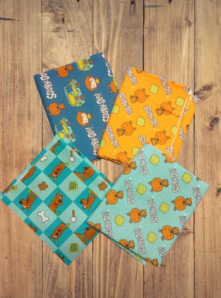 4 Fat Quarters – Assorted Scooby – Doo Fat Quarter Bundle