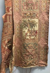 INDIA ASIAN DISCONTINUED ELEPHANT PALM TEMPLE TAPESTRY UPHOLSTERY FABRIC 19″X94+
