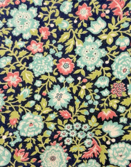 1930-1940s feedsack fabric piece 8.7×10″ pretty blue, pink and green floral