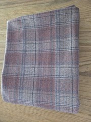 Vtg Soft Lightweight 100% Wool Suiting Fabric 3yds 17″,62w Ex. Condition USA