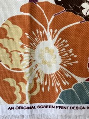 RICHLOOM AMELIA PRINTED COTTON DECORATOR FABRIC GRAFFITI – SIZE 38.25″ W x 56.5″