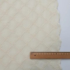 60s Cotton Embroidered Eyelet Lace Fabric 135-145cm Dress Shirt Kids Craft