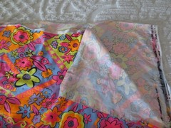 5177. Multicolor MOD FLORAL STRETCH KNIT Home Decor, Craft FABRIC–58″ x 4 yds.