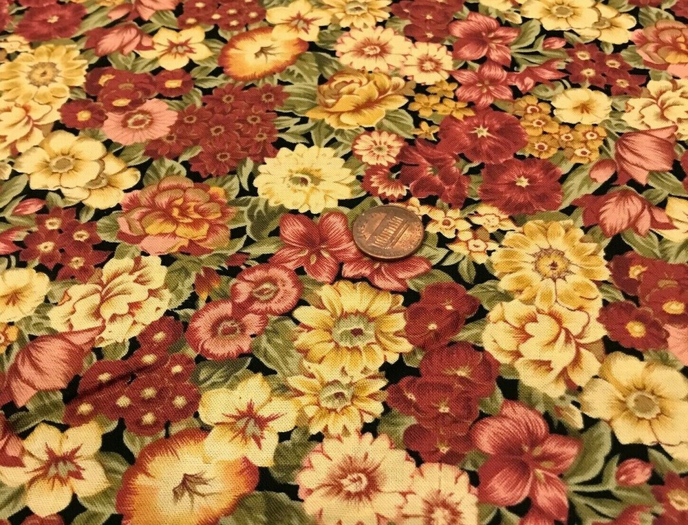 Packed Floral (Red Green Yellow) on Black* Peter Pan Fabrics*100% Cotton*8″x 21″