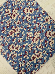 CHARMING Blue, Maroon & Ivory Floral Vintage 1940s feed sack fabric piece 9×10″