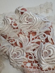 HEAVY EMBROIDERED VENISE GUIPURE BRIDAL WHITE LACE FABRIC REMNANTS
