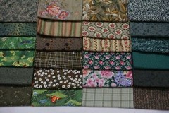 100 PCS GREENS 5″X5″ QUILT SQUARES CHARM PACK ~ FREE SHIPPING