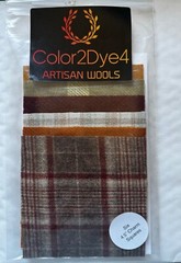 Vintage Pattern Wool: appliqué, rug, craft: (6) 4.5″ Charm Sq; Falling Leaves