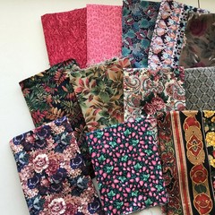 Mixed Lot Fabric Pieces Scraps Remnant Floral Prints Cotton Crafting Nearly 3 Lb