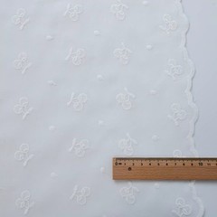 60s Cotton Embroidered Eyelet Lace Fabric 135-145cm Dress Shirt Kids Craft