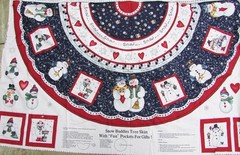 Snow Buddies tree skirt panel & side pockets for gifts fabric Dianna Marcum snow