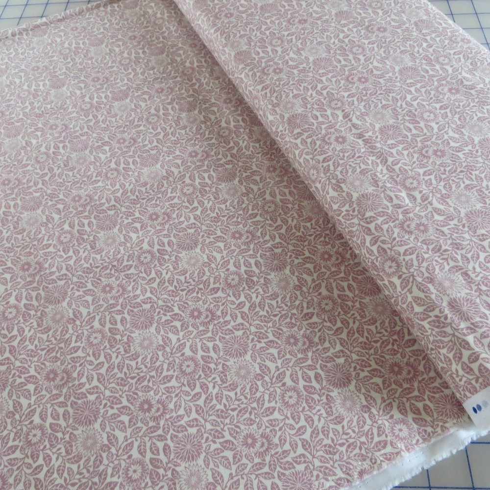 Yard ~ Smithsonian Wild Flowers Silhouette, Pink~ $3.99 Ships ANY Amount Fabric