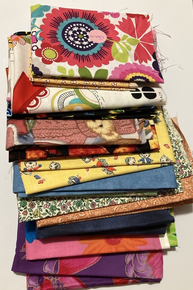 Lot of 14 Fabric Scraps Bright Floral Calico Kittens DucksTonal Route 66 Red Hat