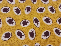 Vtg 1930s-40s Feedsack Fabric Golden Yellow w Brown & White Cameos Ladies Unopen