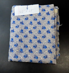Unknown Mfg Blue Floral Print On White 42″x68″ Sewing Fabric