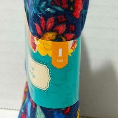 Pioneer Woman “Mazie All Over” Navy Fabric Precut 1 Yard (44/45 in W x 36 in L)