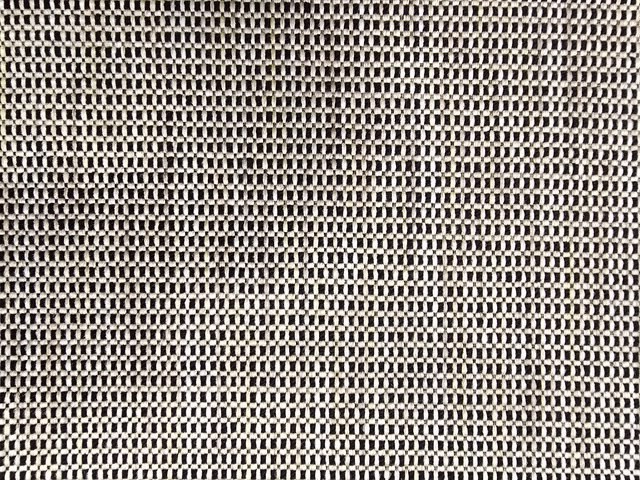 Unknown / Color Black & White – 1 yard