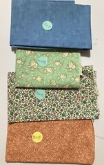 Lot of 14 Fabric Scraps Bright Floral Calico Kittens DucksTonal Route 66 Red Hat