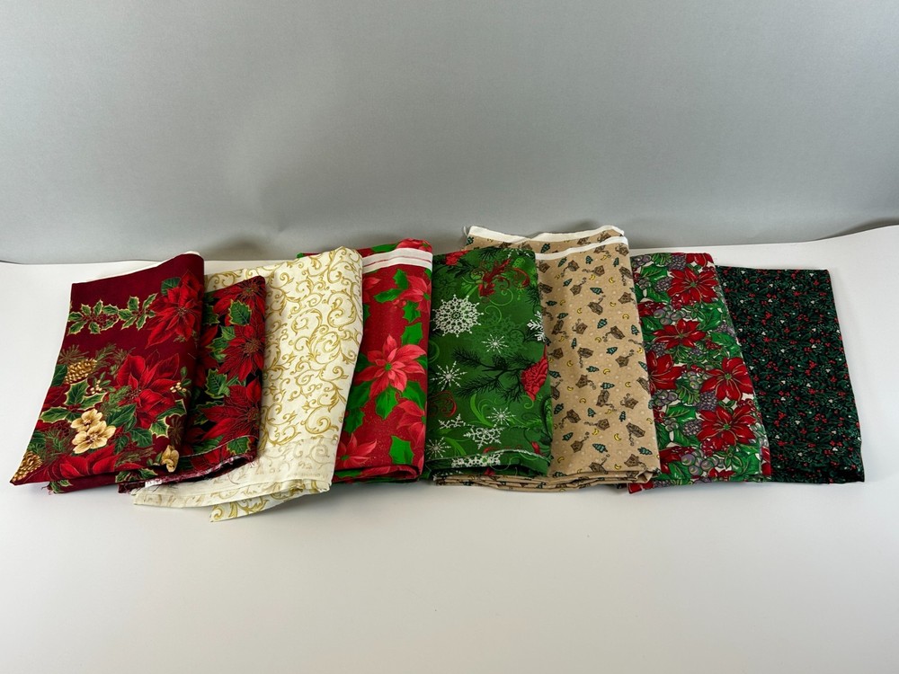 Christmas Poinsettia Cardinals Holly Fabric Lot Destash Assorted Sizes 4+ lbs